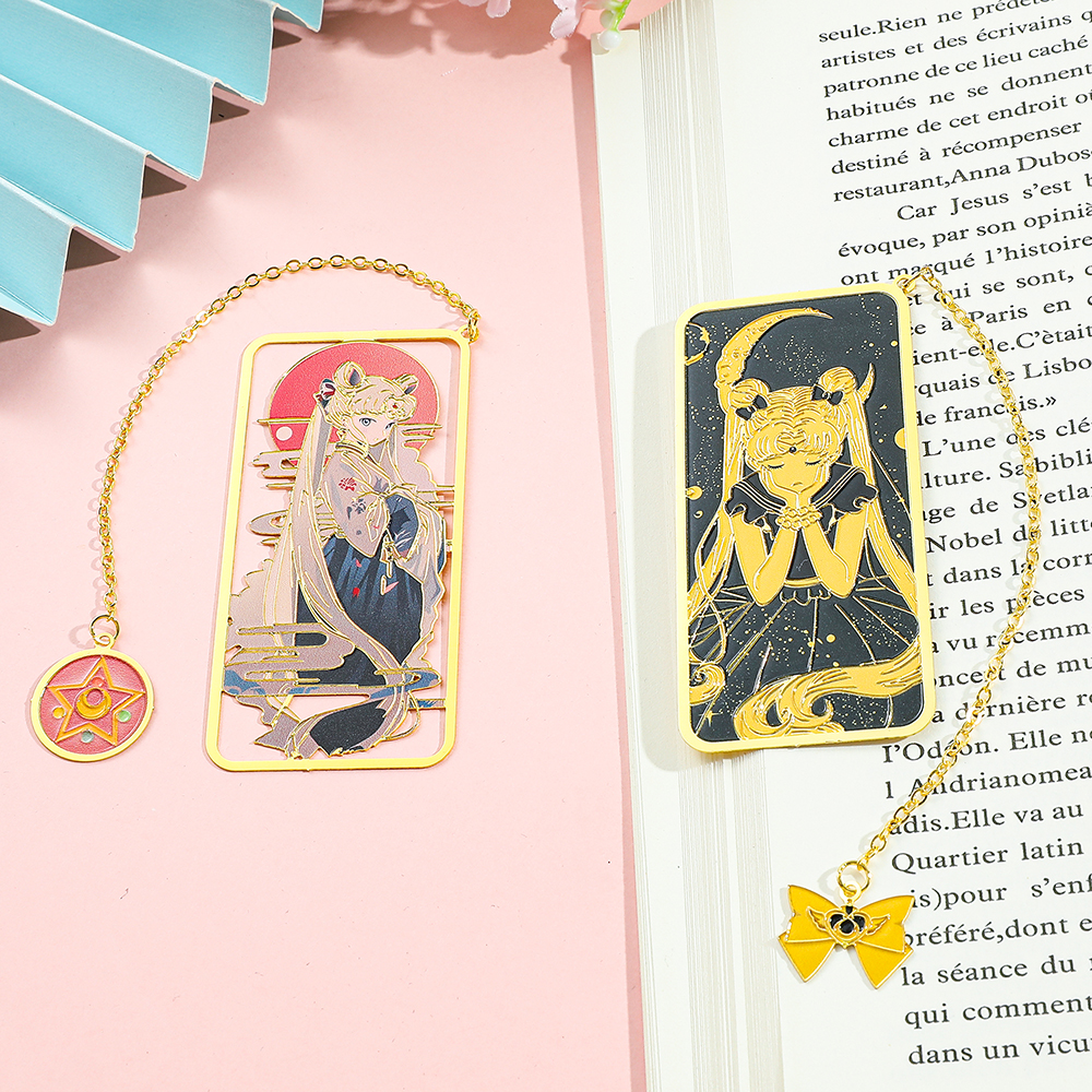 Anime Sailor Moon Metal Pendan - Anime Cosplay Girl Photo 评论和价格